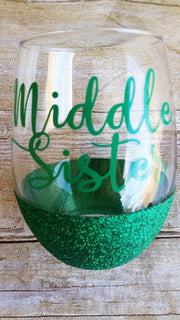 middle sister green glittered wine glass stemless
